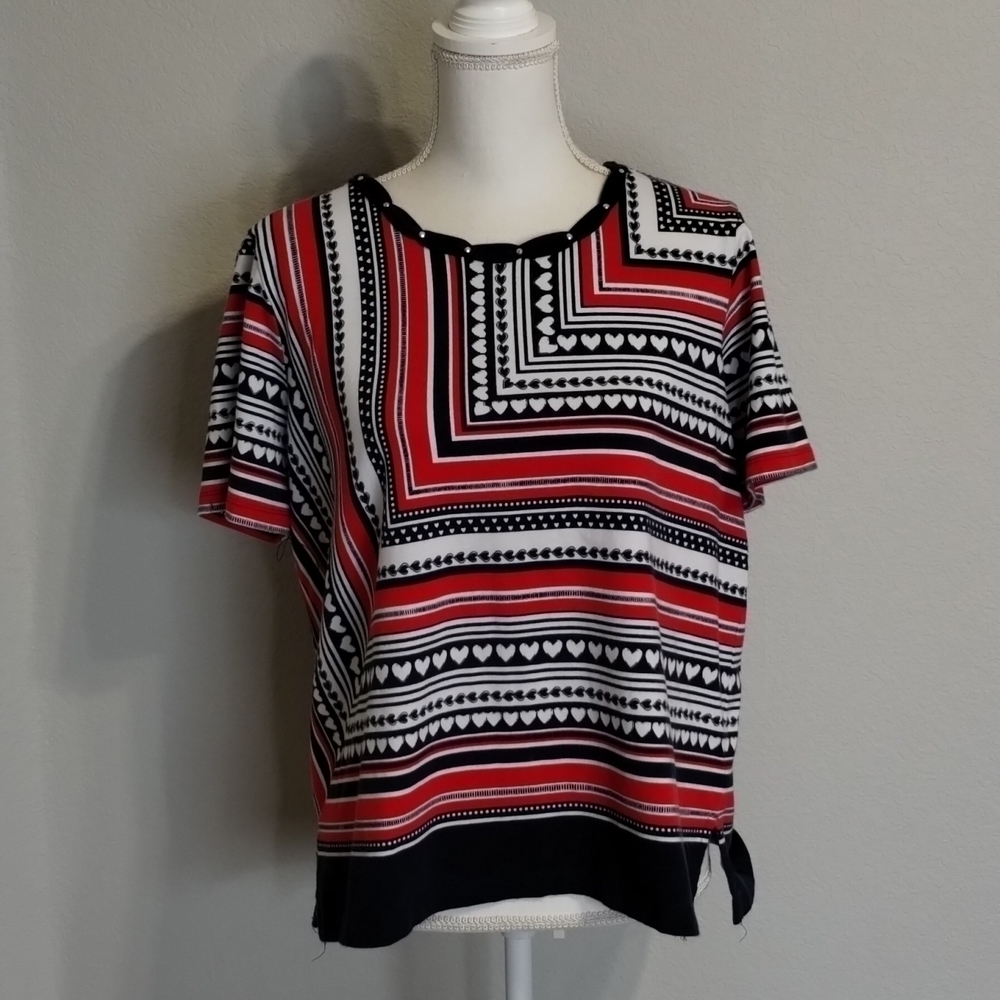 Alfred Dunner Pullover Red White Blue Top Short Sleeve Size Medium Heart Print